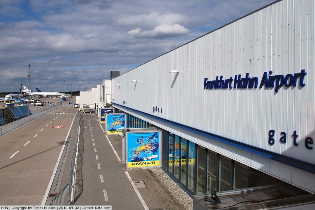 The Venue Frankfurt-Hahn Airport Hotell Hirschfeld Eksteriør bilde